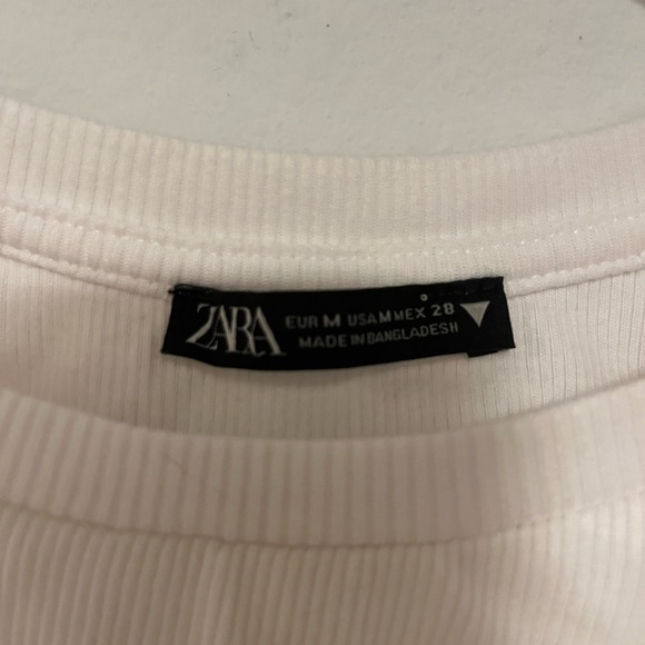 Zara Ruffle Top - Picture 2 of 2